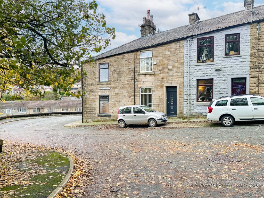 Beaver Terrace, Bacup, Rossendale – LANDLORDS ONLY