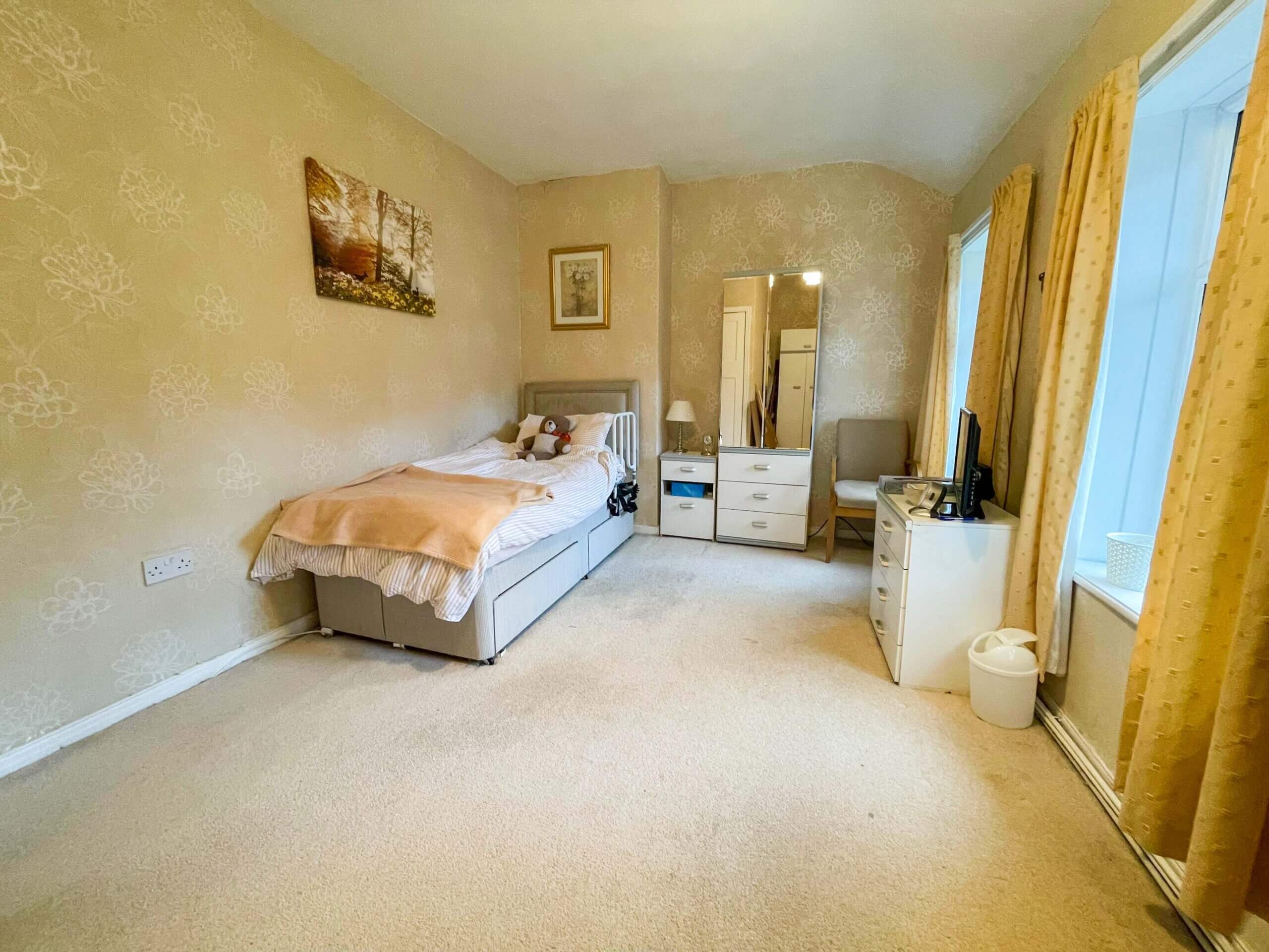 Crabtree Avenue, Edgeside, Waterfoot Coppenwall Estate Agents