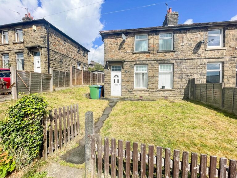 Hargreaves Drive, Rawtenstall, Rossendale Coppenwall Estate Agents