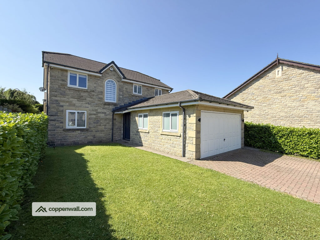 Hollinview Close, Reeds Holme, Rossendale