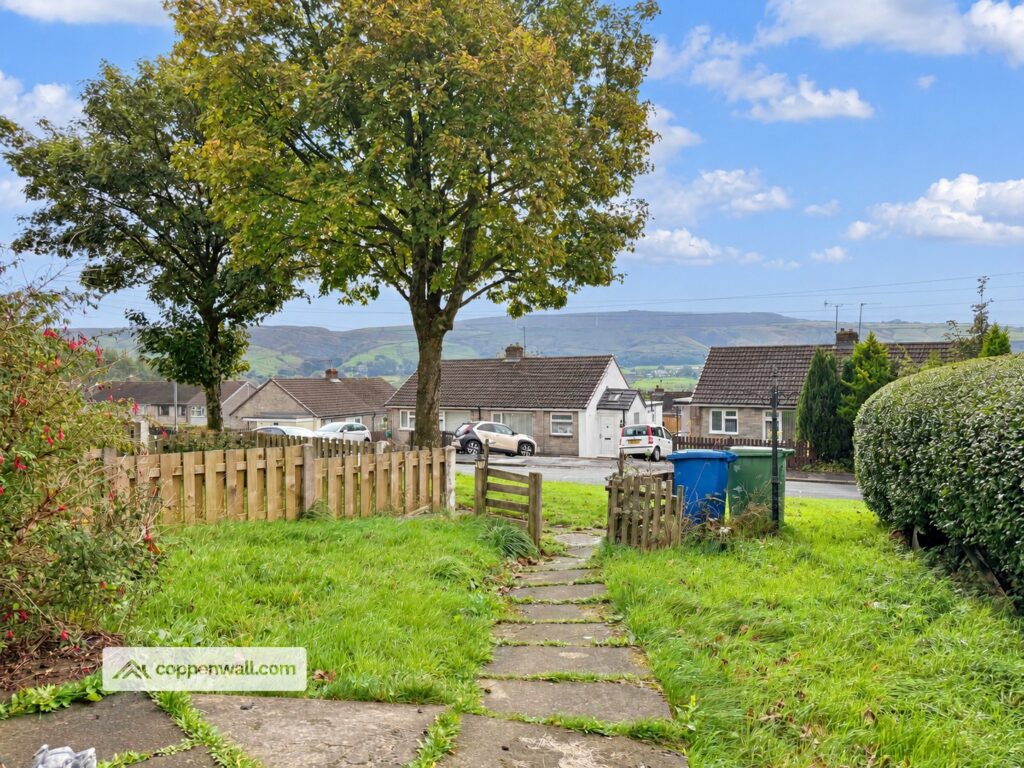 Tunstead Crescent, Stacksteads, Rossendale — photo 2