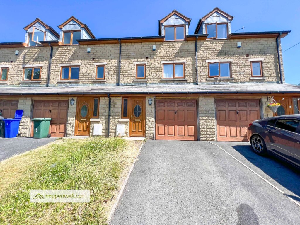 Shawclough Mews, Waterfoot