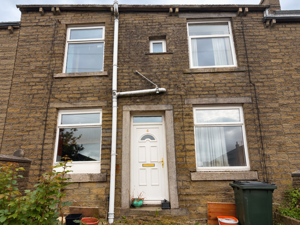 Wright Street, Weir, Bacup, Rossendale – CASH BUYERS ONLY