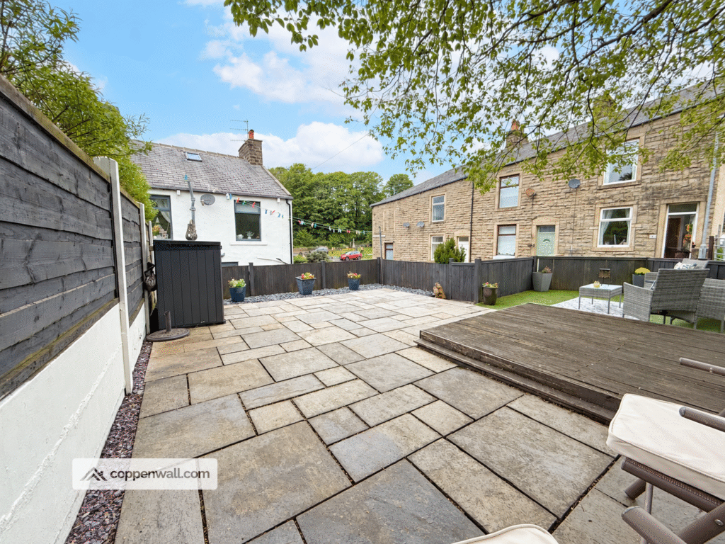Burnley Road East, Lumb, Rossendale — photo 12